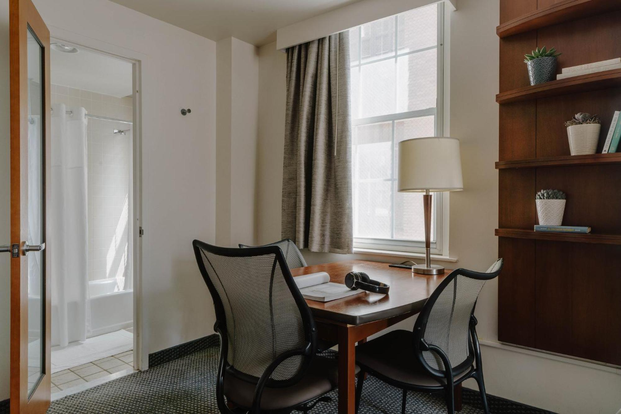 Hotel Club Quarters Rittenhouse Square,